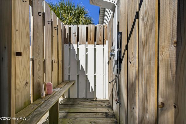 615 N Carolina Beach Avenue N Unit A, Carolina Beach, NC 28428