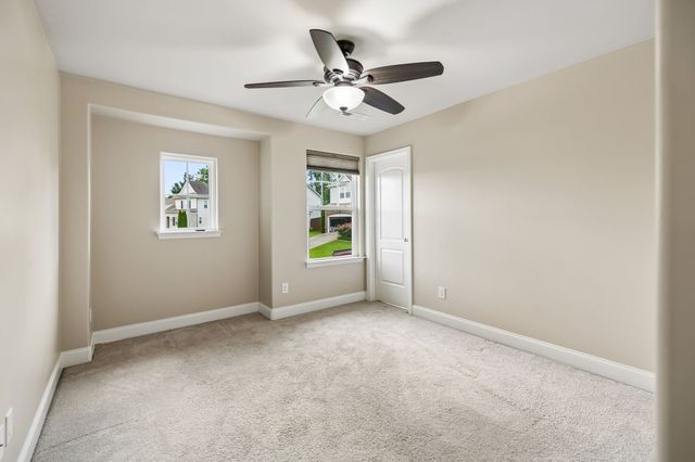 1070 Daniel Ln, Spring Hill, TN 37174