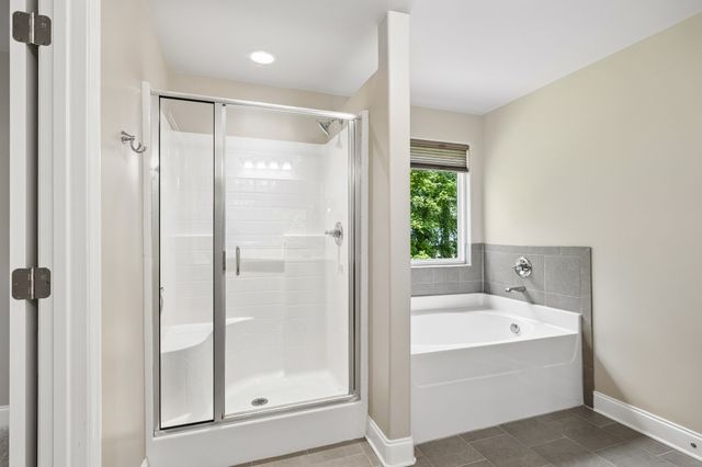 1070 Daniel Ln, Spring Hill, TN 37174