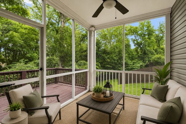 1070 Daniel Ln, Spring Hill, TN 37174
