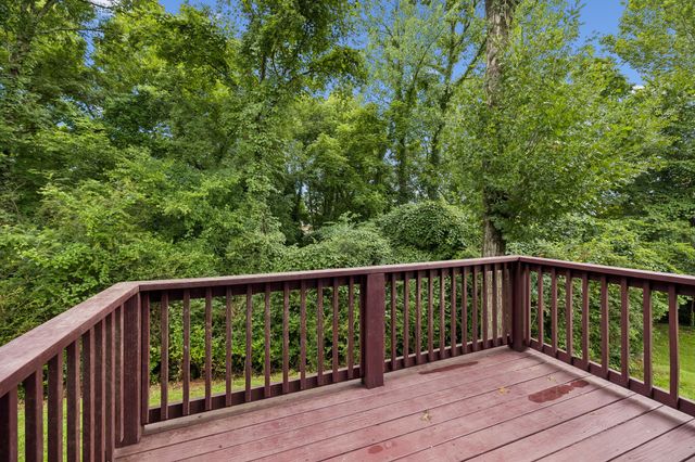 1070 Daniel Ln, Spring Hill, TN 37174