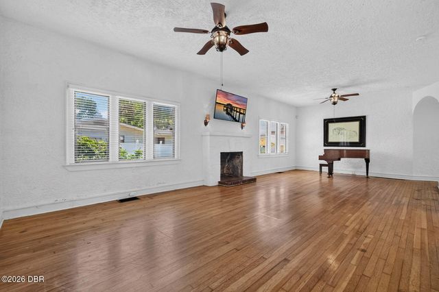 27 Ormond Shores Drive, Ormond Beach, FL 32176