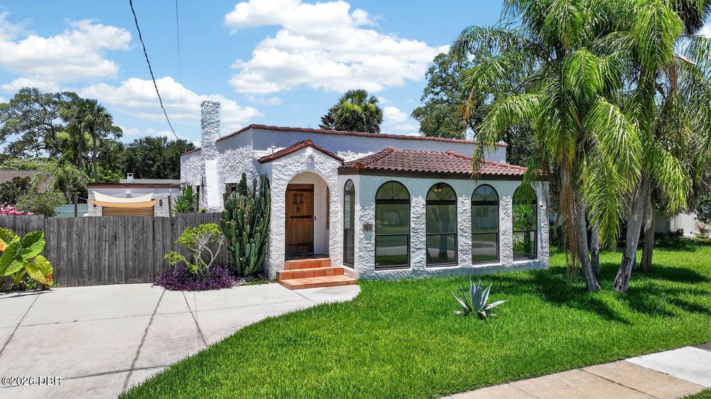 27 Ormond Shores Drive, Ormond Beach, FL 32176