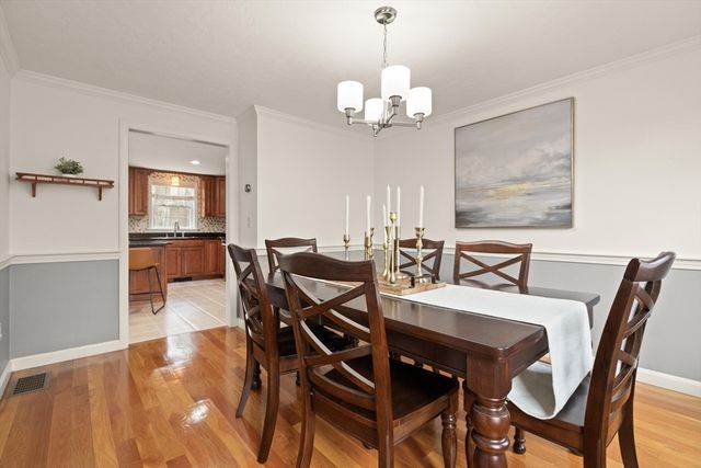 102 Russells Way, Westford, MA 01886