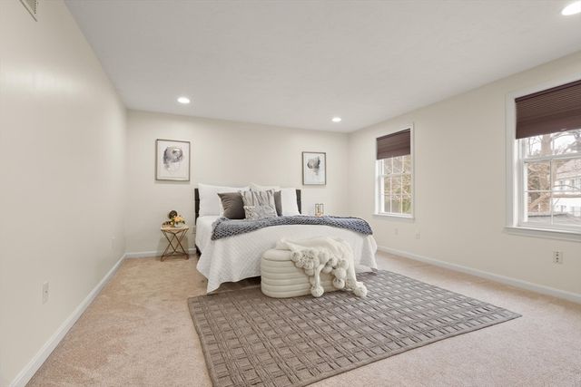 102 Russells Way, Westford, MA 01886