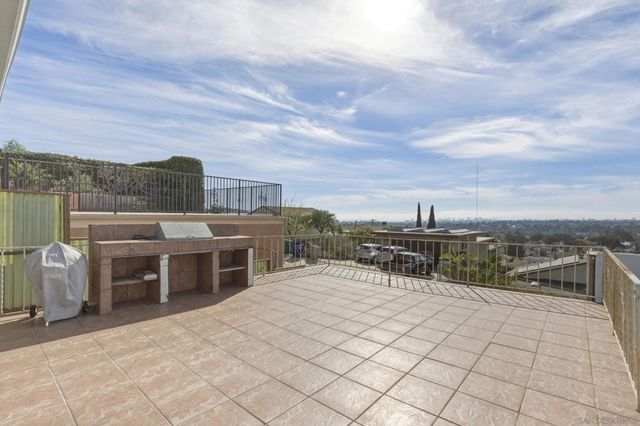 2460 56Th St, San Diego, CA 92105