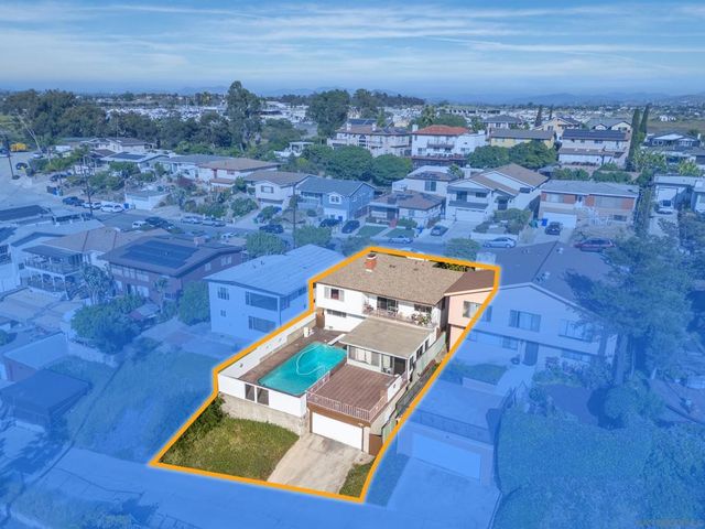 2460 56Th St, San Diego, CA 92105