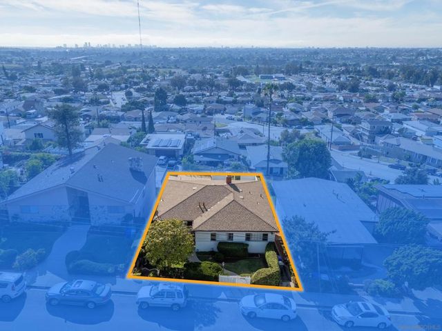 2460 56Th St, San Diego, CA 92105