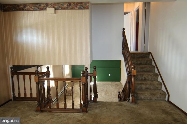 4856 SPRINGTOP DR, Harrisburg, PA 17111