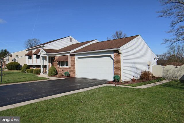 4856 SPRINGTOP DR, Harrisburg, PA 17111