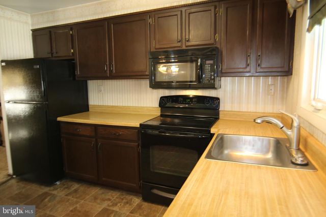 4856 SPRINGTOP DR, Harrisburg, PA 17111