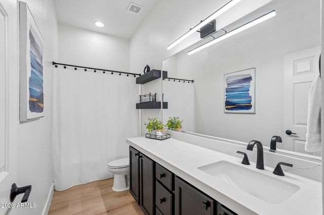 40614 N HARBOUR TOWN Court, Anthem, AZ 85086