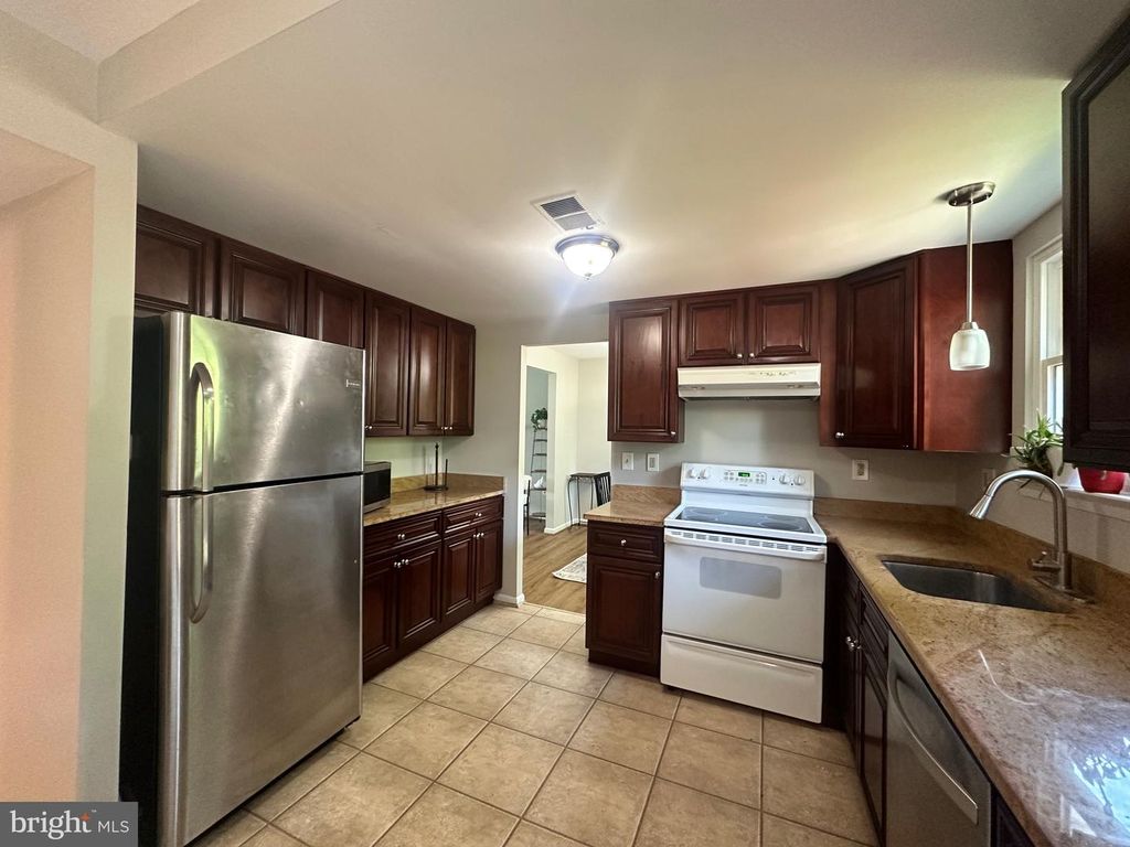 9705 GLEN AVE, Silver Spring, MD 20910