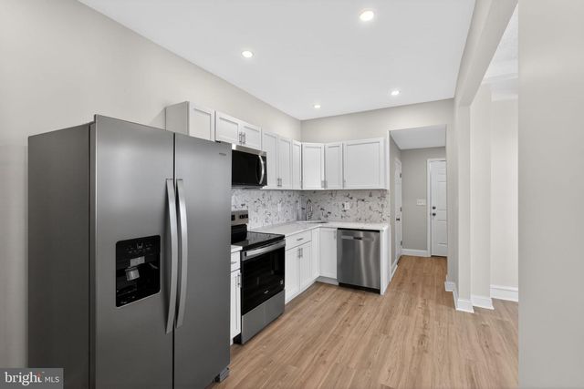 24 W 30TH ST, Wilmington, DE 19802