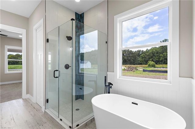 6+ AC Vista Point DR, Hampton, VA 23666