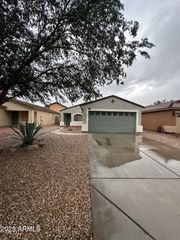 826 E ROSSI Court, San Tan Valley, AZ 85140