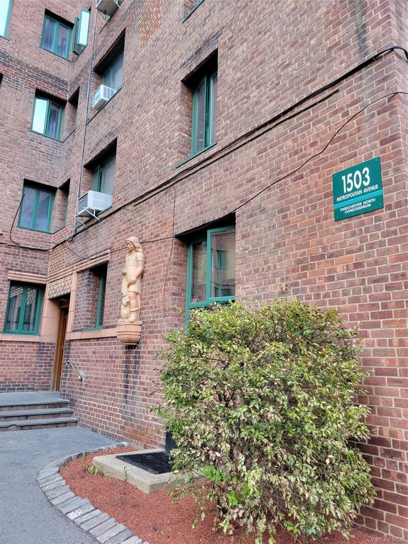 1503 Metropolitan Avenue 2F, Bronx, NY 10462 — photo 2