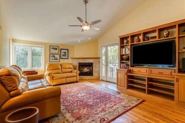 1674 La Vineda Court, San Luis Obispo, CA 93401