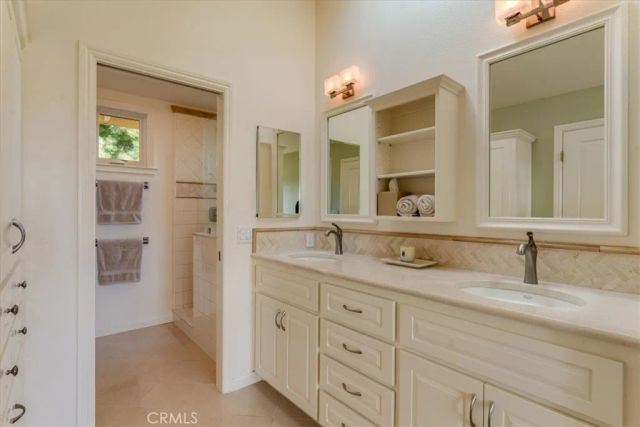 1674 La Vineda Court, San Luis Obispo, CA 93401