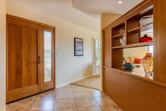 1674 La Vineda Court, San Luis Obispo, CA 93401
