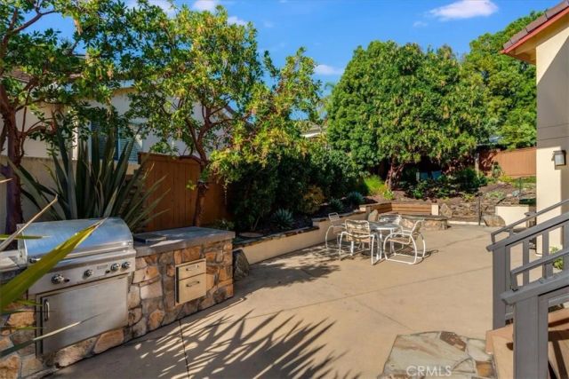1674 La Vineda Court, San Luis Obispo, CA 93401