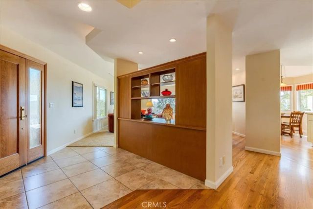 1674 La Vineda Court, San Luis Obispo, CA 93401