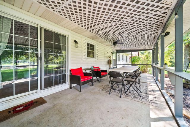 169 Needles Drive SW, Pataskala, OH 43062