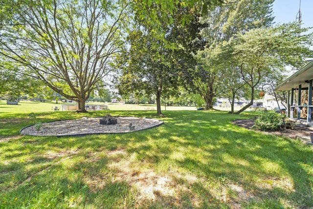 169 Needles Drive SW, Pataskala, OH 43062