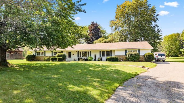 169 Needles Drive SW, Pataskala, OH 43062