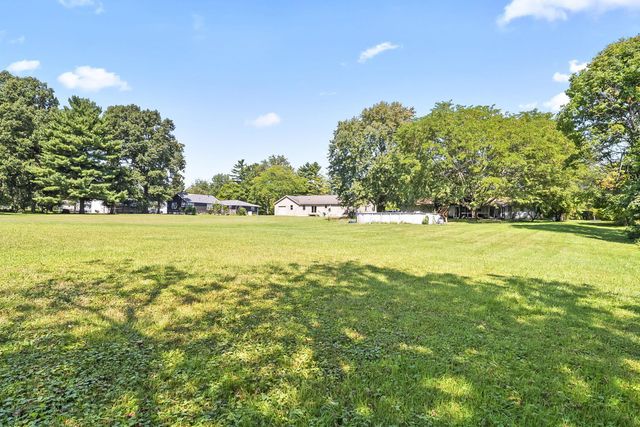 169 Needles Drive SW, Pataskala, OH 43062