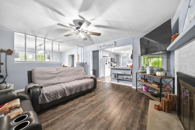 169 Needles Drive SW, Pataskala, OH 43062