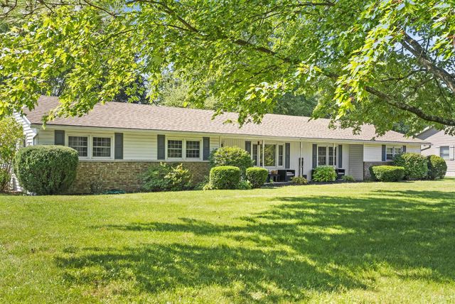 169 Needles Drive SW, Pataskala, OH 43062