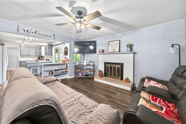 169 Needles Drive SW, Pataskala, OH 43062
