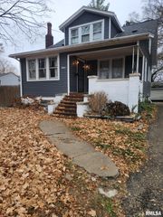 1133 W NOWLAND Avenue, Peoria, IL 61604