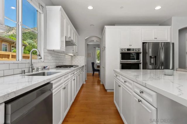 3669 Lake Park Road, Fallbrook, CA 92028