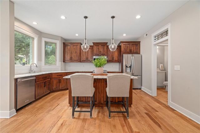 304 Shoreline Drive, Louisburg, KS 66053