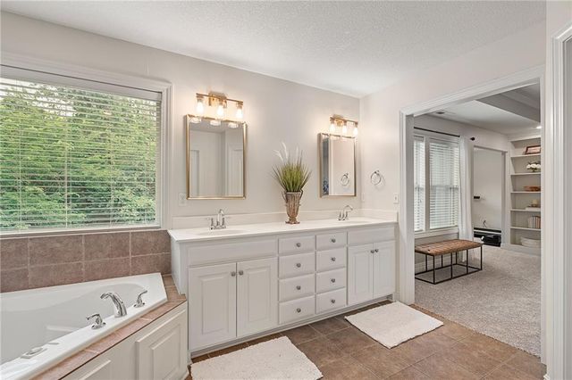 304 Shoreline Drive, Louisburg, KS 66053