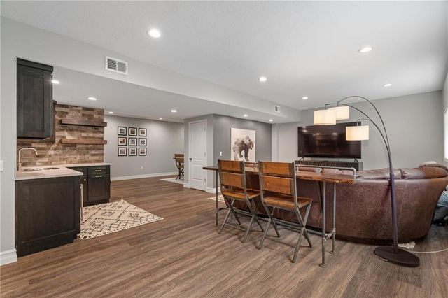 304 Shoreline Drive, Louisburg, KS 66053