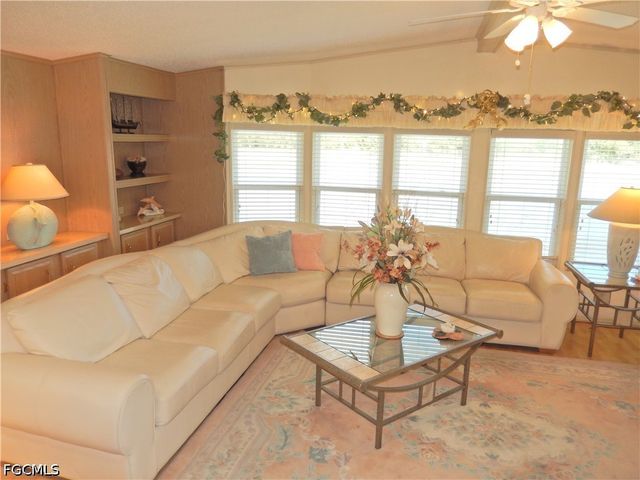 16168 Baton Rouge CT, Fort Myers, FL 33908