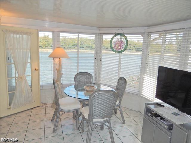 16168 Baton Rouge CT, Fort Myers, FL 33908