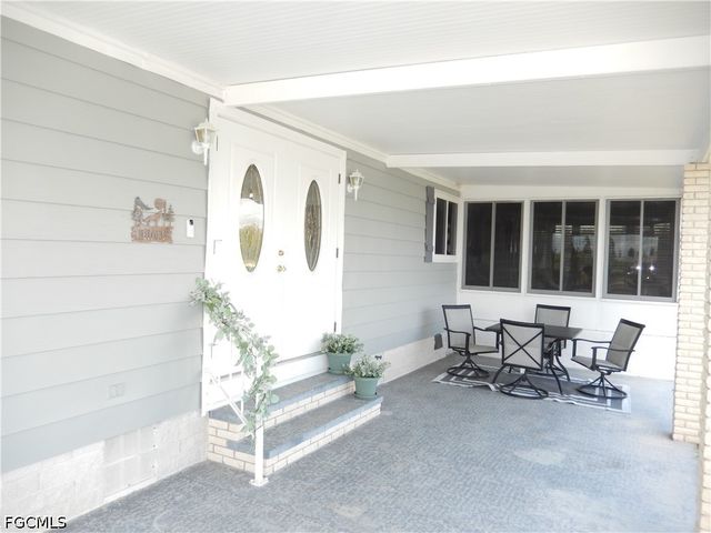 16168 Baton Rouge CT, Fort Myers, FL 33908