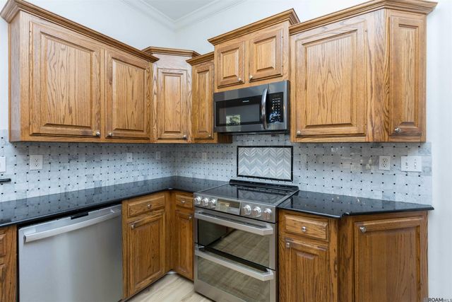 37295 St Marie Ave, Prairieville, LA 70769