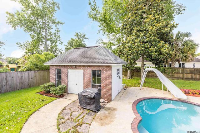 37295 St Marie Ave, Prairieville, LA 70769