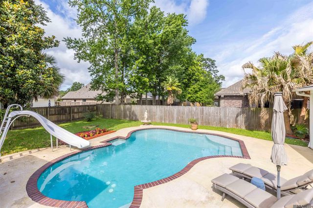 37295 St Marie Ave, Prairieville, LA 70769