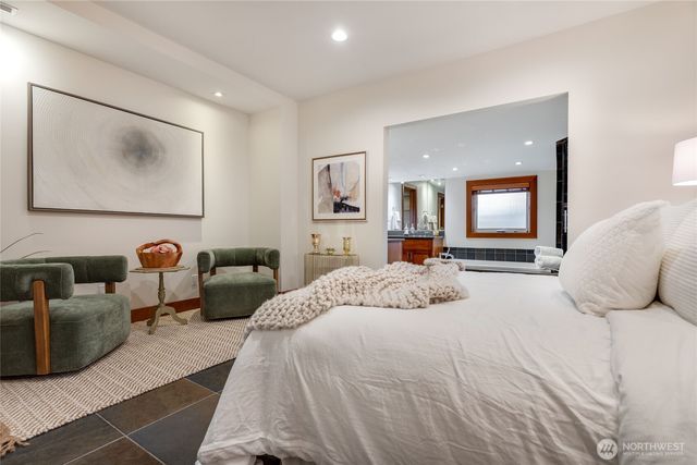 2821 Cornwall Avenue, Bellingham, WA 98225