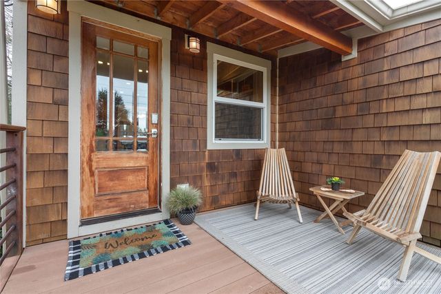 2821 Cornwall Avenue, Bellingham, WA 98225