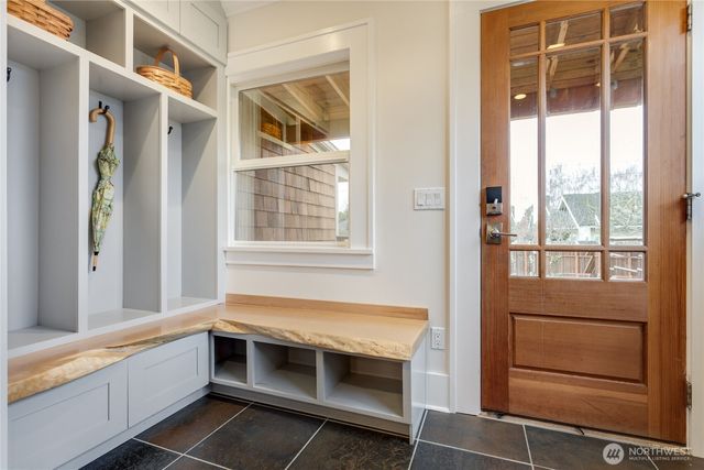 2821 Cornwall Avenue, Bellingham, WA 98225