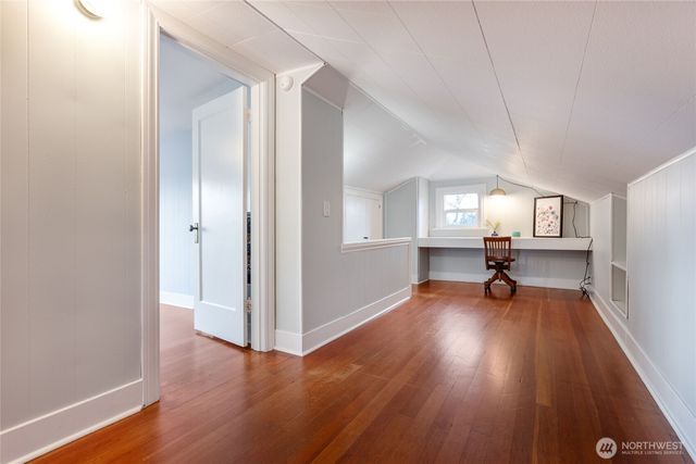 2821 Cornwall Avenue, Bellingham, WA 98225