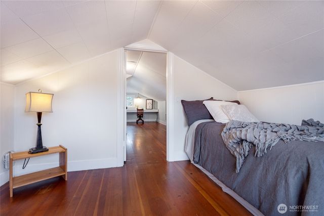 2821 Cornwall Avenue, Bellingham, WA 98225