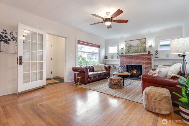 2821 Cornwall Avenue, Bellingham, WA 98225